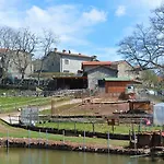 Vezzano Alloggio per agriturismo *