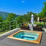 Vezzano Alloggio per agriturismo *